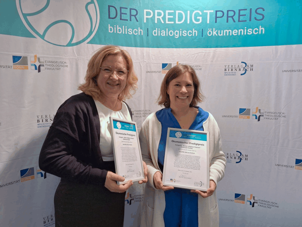 Anja und Kollegin Lea ausgezeichnet Deutschen Predigtpreis für das Format „Predigt Buddies“